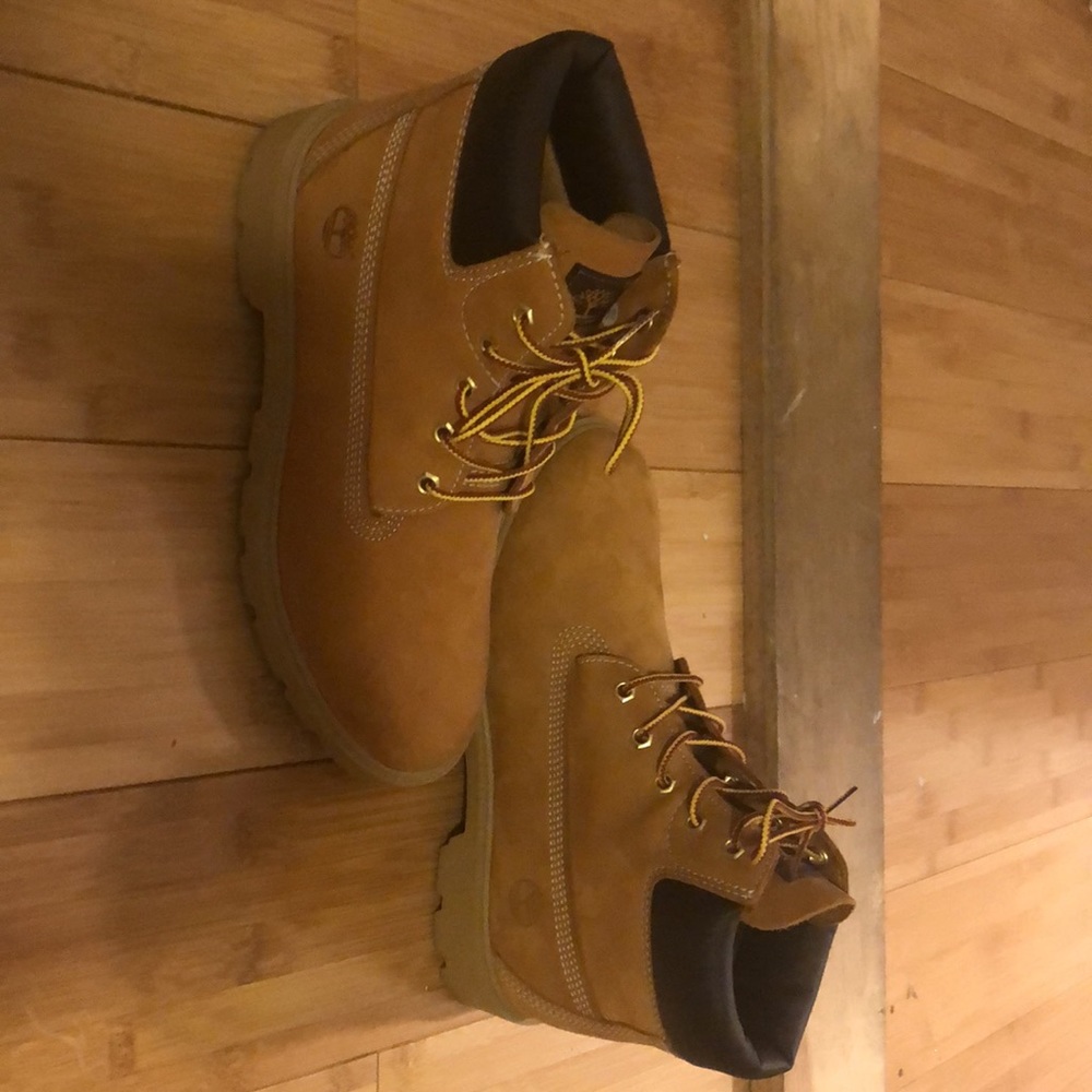 Timberland - Picture 2 of 4